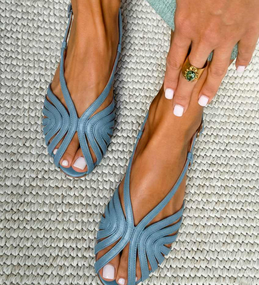 Faustinka – Letné nízke sandále peep toe s koženými remienkami