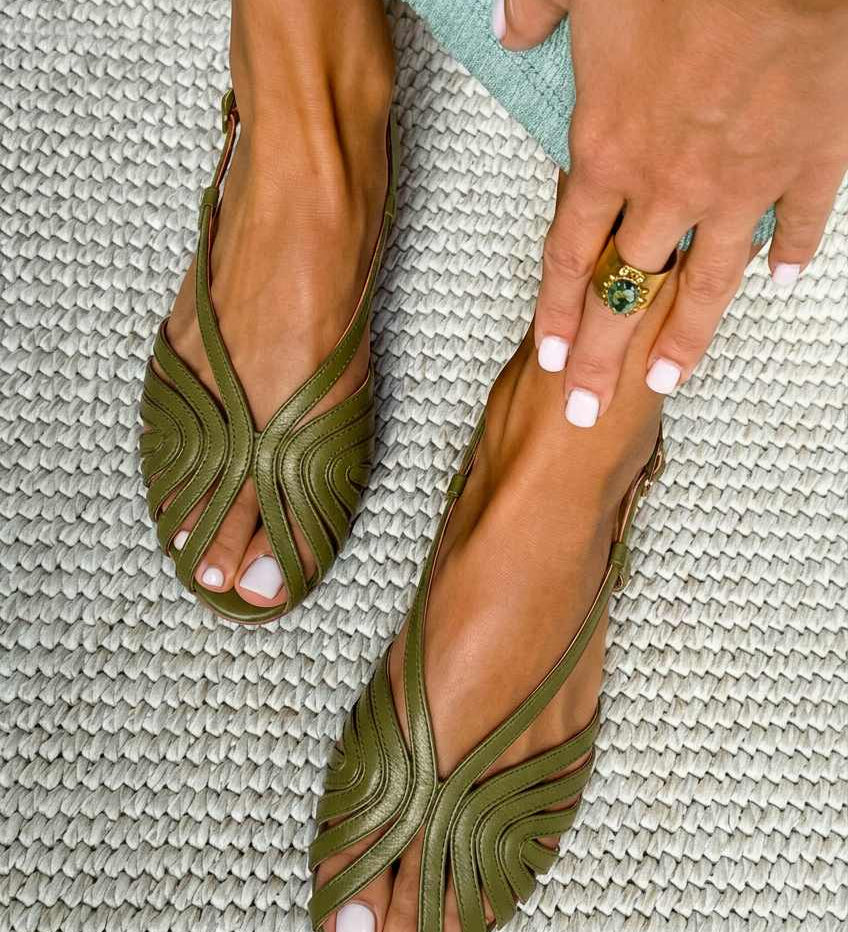 Faustinka – Letné nízke sandále peep toe s koženými remienkami