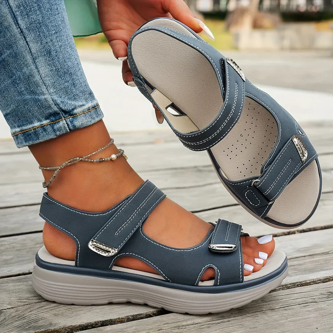Chanel - Ortopedické protisklzné sandále
